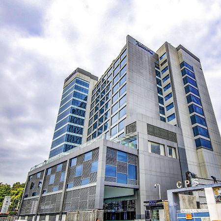 Hotel Radisson Blu Gorakhpur Esterno foto