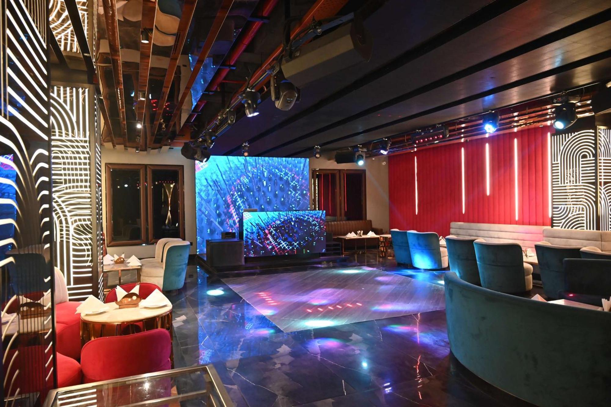 Hotel Radisson Blu Gorakhpur Esterno foto